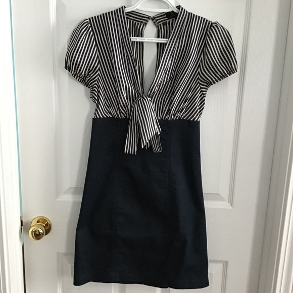 GUESS mini dress - Picture 2 of 5